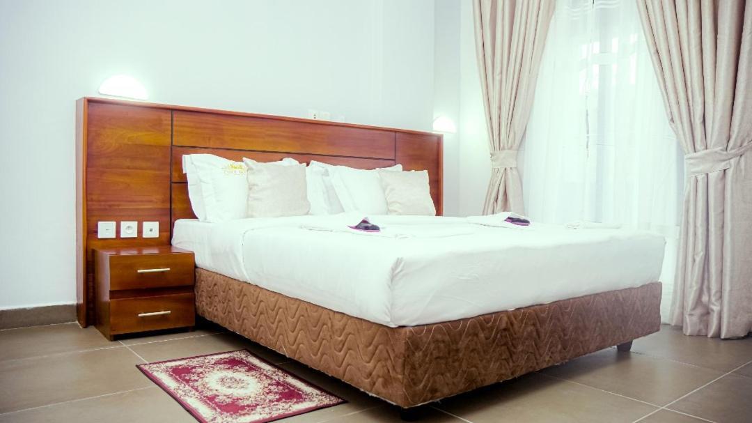 Cofe Hotel ياوندي المظهر الخارجي الصورة