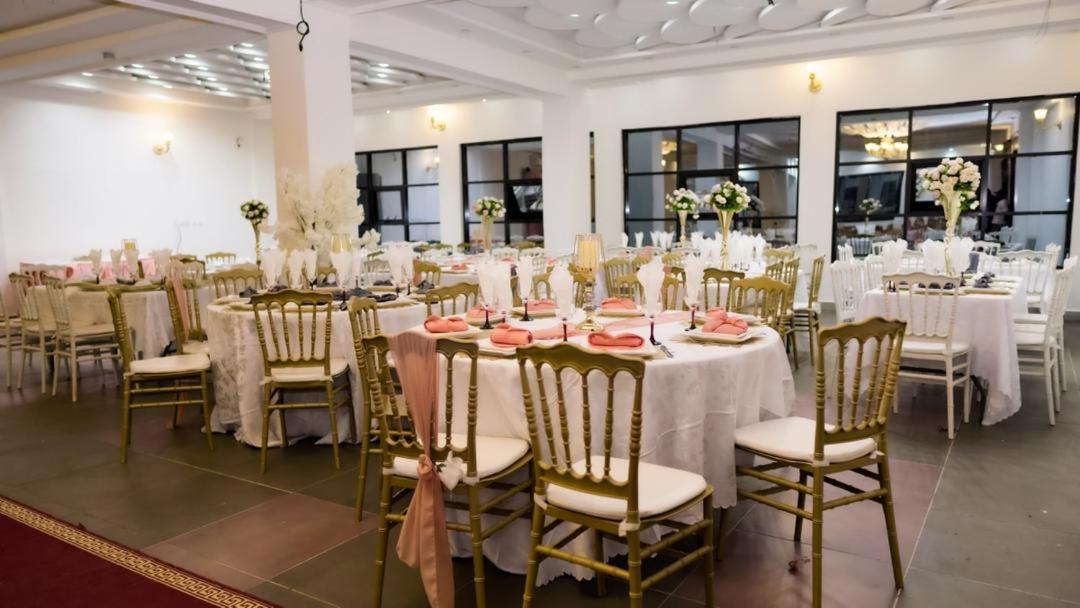 Cofe Hotel ياوندي المظهر الخارجي الصورة